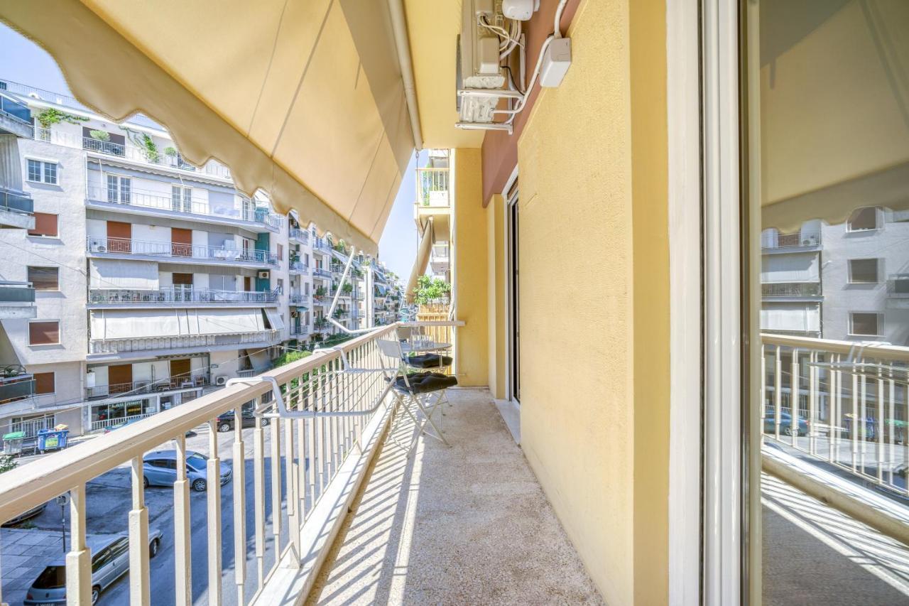 Elegant Light Two Bedroom Apartment In City Center เอเธนส์ ภายนอก รูปภาพ